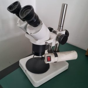 Microscope